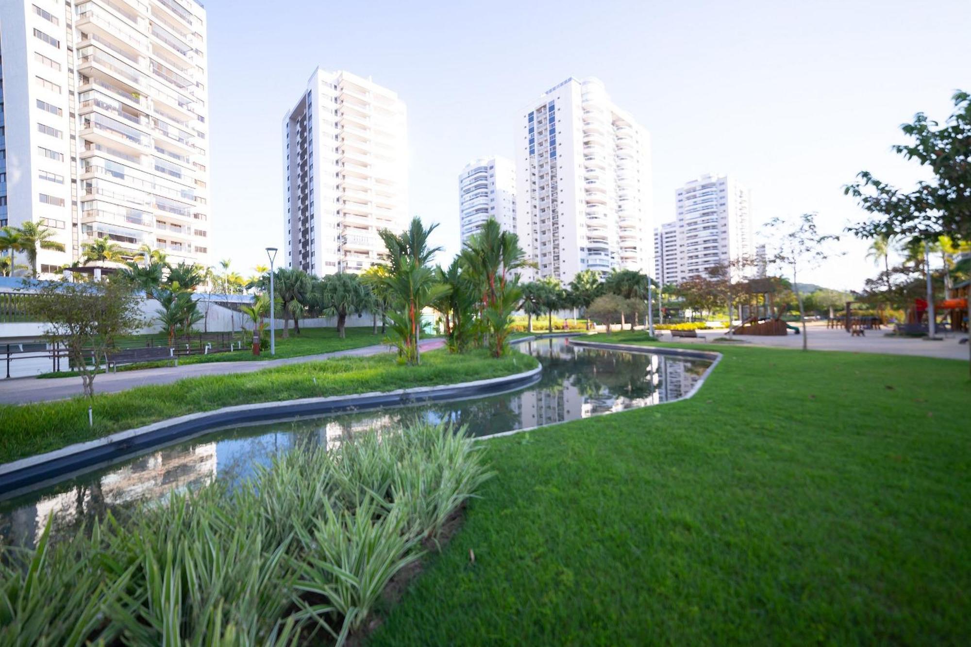 Flat Em Ilha Pura Ao Lado Do Rio Centro Na Barra Da Tijuca *