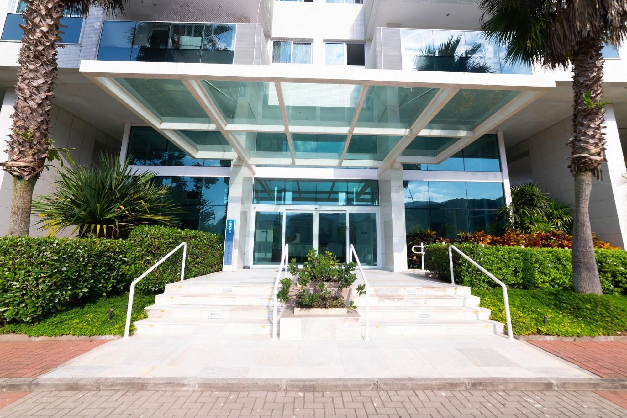 Flat Em Ilha Pura Ao Lado Do Rio Centro Na Barra Da Tijuca *